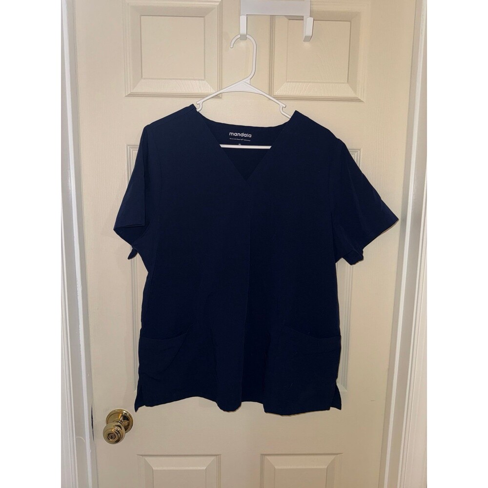 Mandala Navy two pocket top
